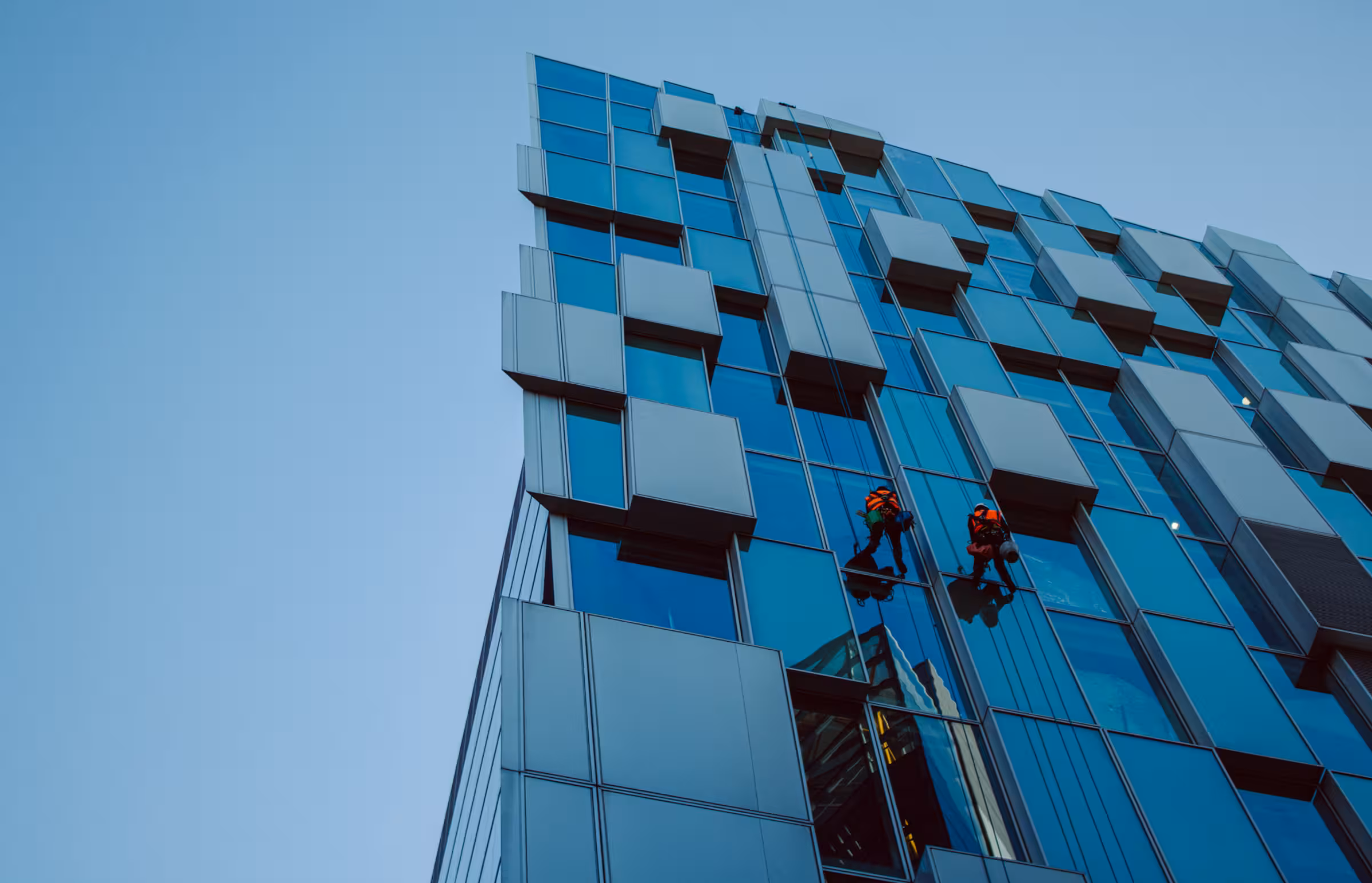 Merchant Square T1 Facade Rope Access 001_converted